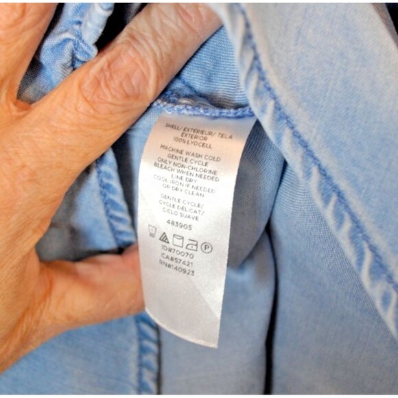 LOFT Button Down Chambray Blouse Women's Top Size S - Picture 7 of 8